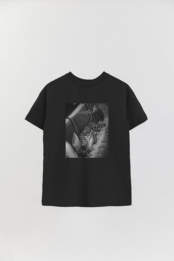 REMERA OVER ESTAMPADA MAGAZINE 157