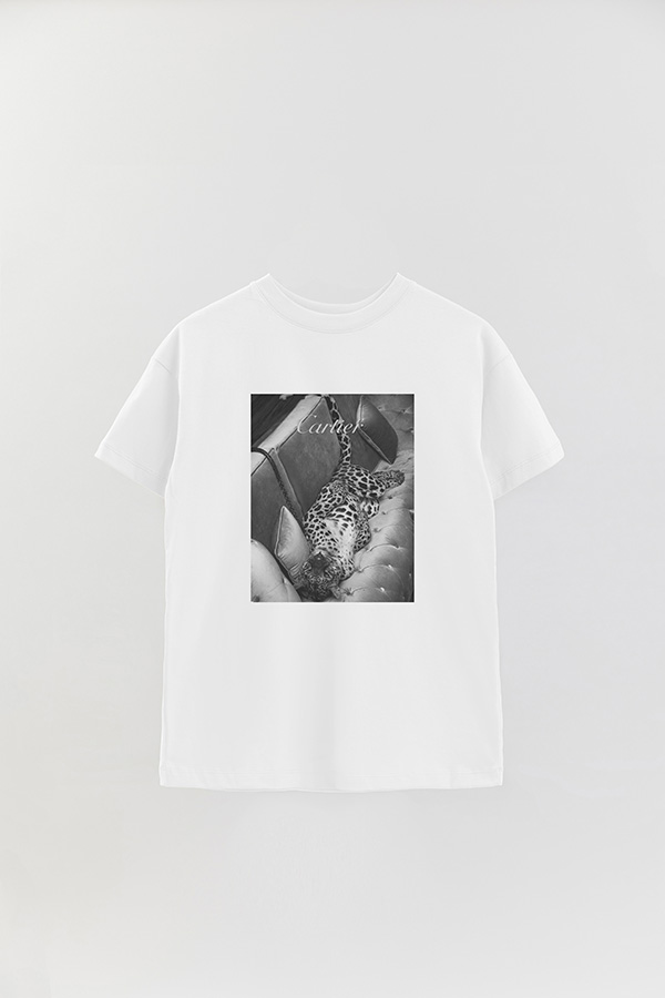 REMERA OVER ESTAMPADA MAGAZINE 157