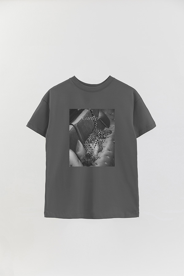 REMERA OVER ESTAMPADA MAGAZINE 157