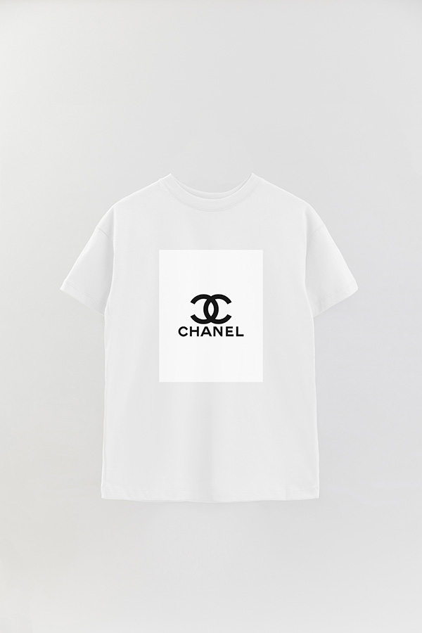 REMERA OVER ESTAMPADA MAGAZINE 153