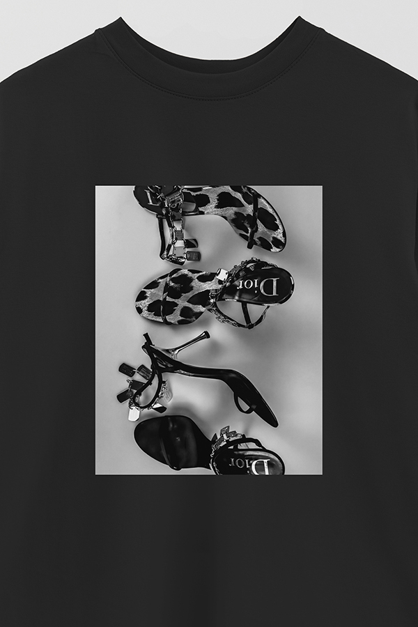 REMERA OVER ESTAMPADA MAGAZINE 151