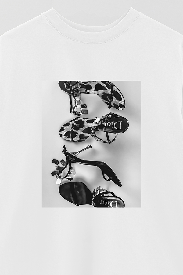 REMERA OVER ESTAMPADA MAGAZINE 151