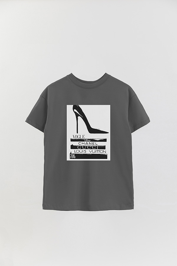 REMERA OVER ESTAMPADA MAGAZINE 150