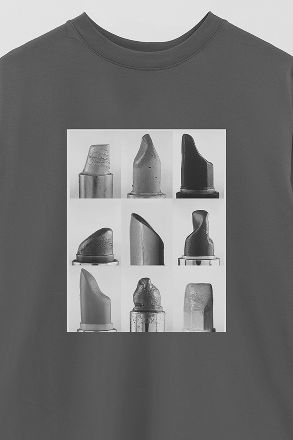 REMERA OVER ESTAMPADA MAGAZINE 148