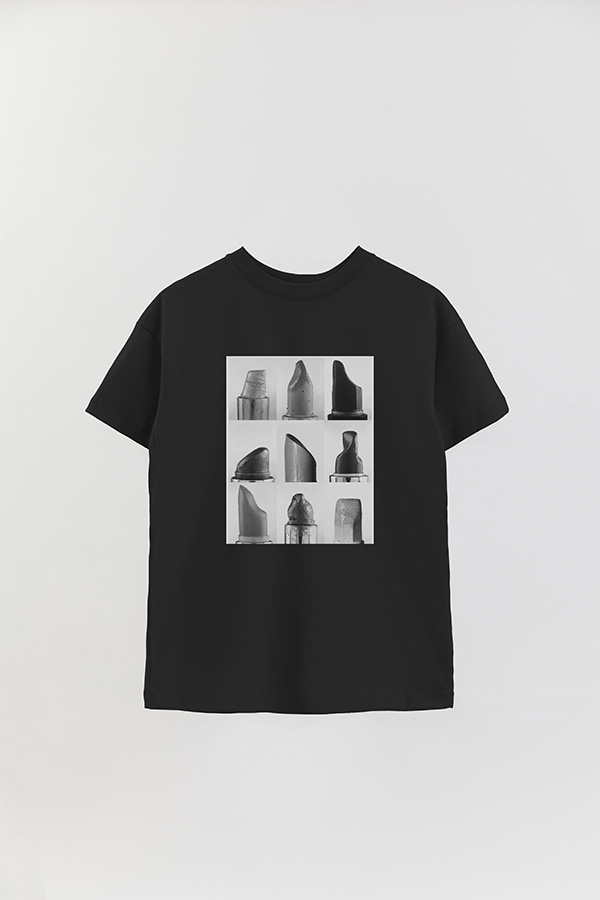 REMERA OVER ESTAMPADA MAGAZINE 148