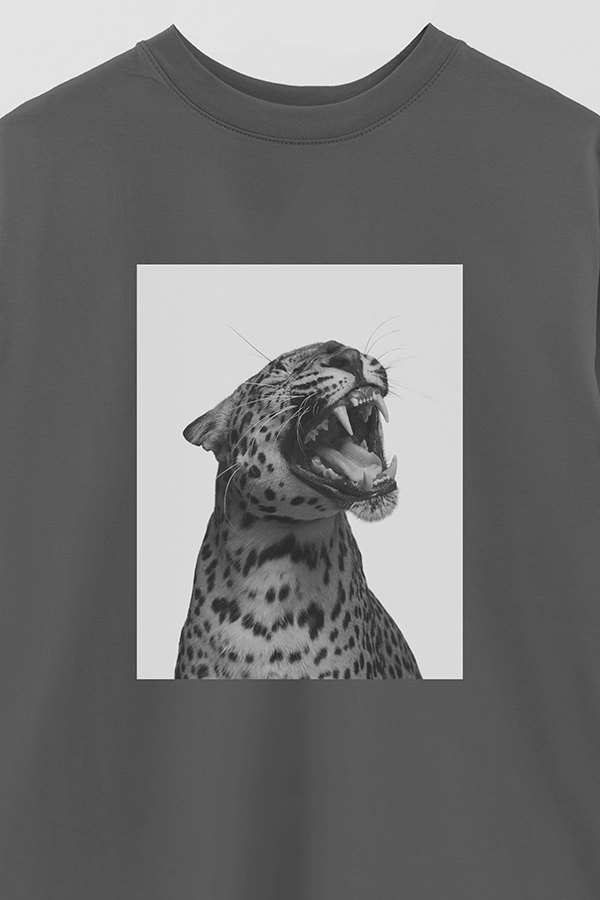 REMERA OVER ESTAMPADA MAGAZINE 145