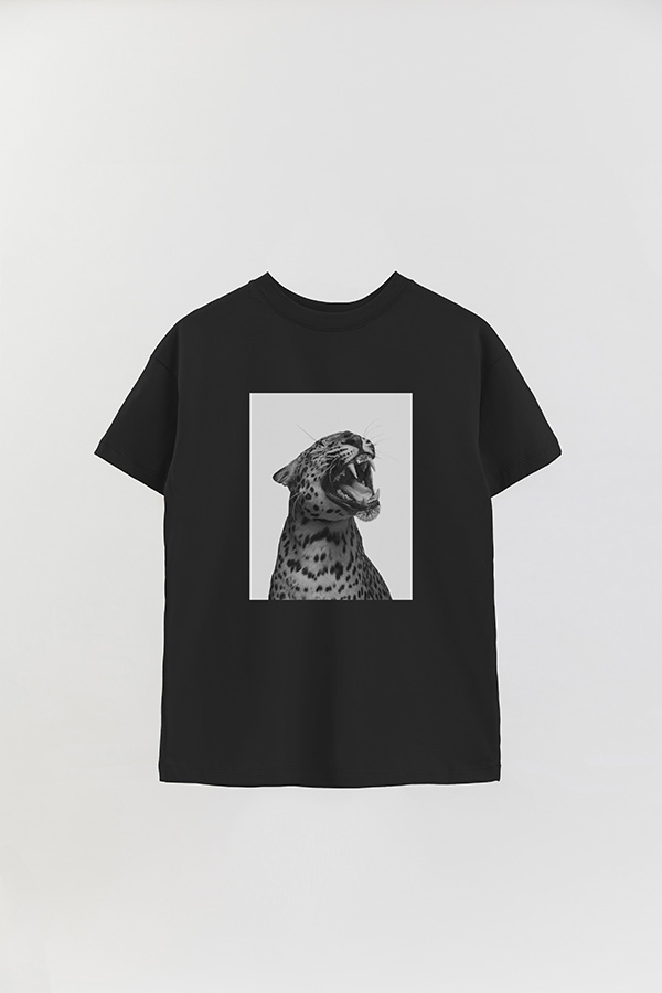 REMERA OVER ESTAMPADA MAGAZINE 145