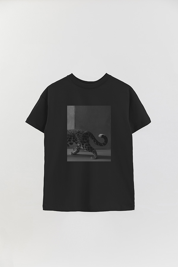 REMERA OVER ESTAMPADA MAGAZINE 138