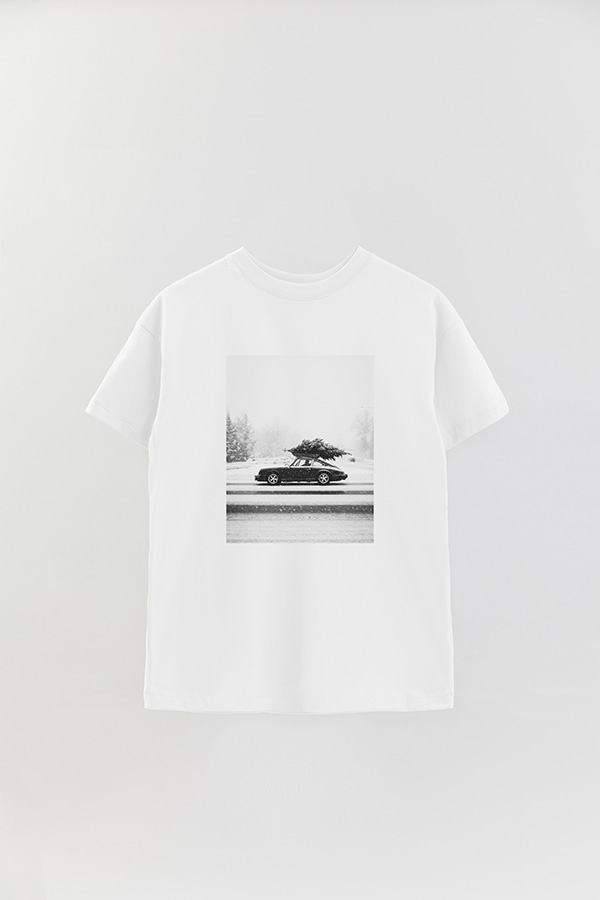 REMERA OVER ESTAMPADA MAGAZINE 137