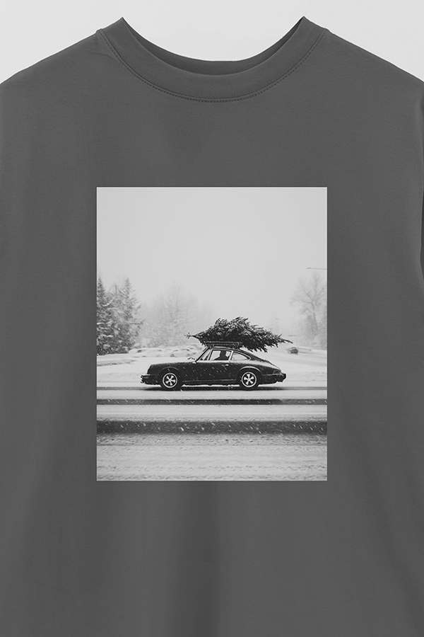 REMERA OVER ESTAMPADA MAGAZINE 137