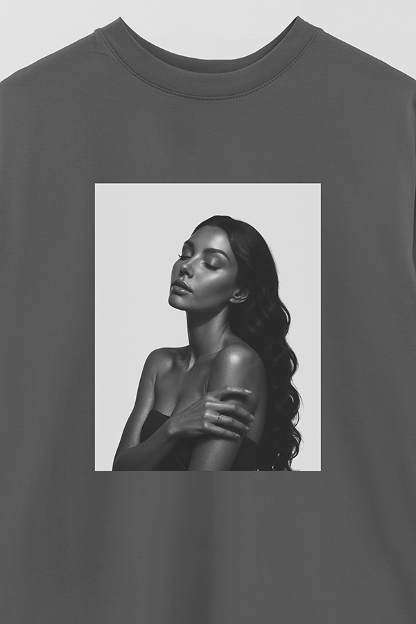REMERA OVER ESTAMPADA MAGAZINE 121