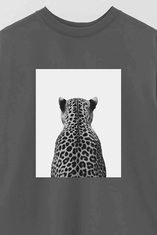REMERA OVER ESTAMPADA MAGAZINE 106