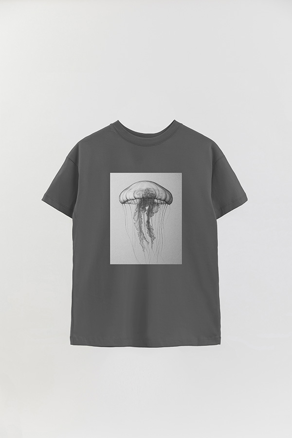 REMERA OVER ESTAMPADA MAGAZINE 88