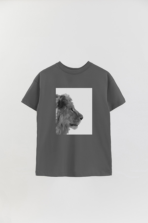 REMERA OVER ESTAMPADA MAGAZINE 85