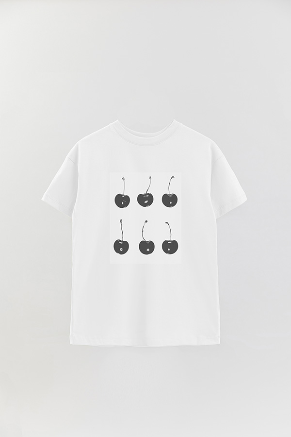 REMERA OVER ESTAMPADA MAGAZINE 81
