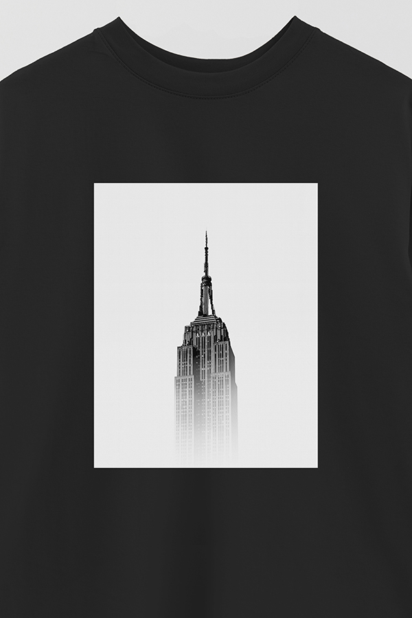 REMERA OVER ESTAMPADA MAGAZINE 77