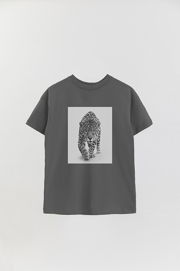 REMERA OVER ESTAMPADA MAGAZINE 72