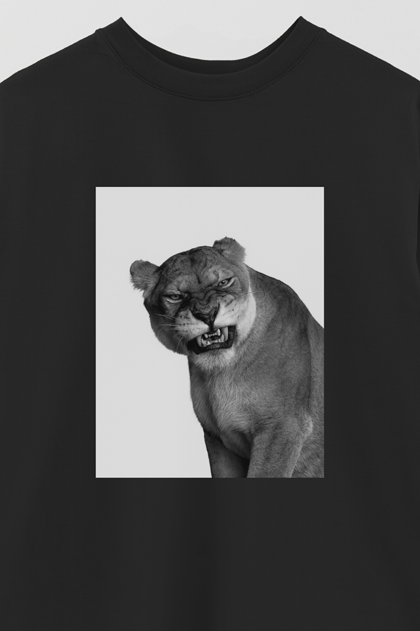 REMERA OVER ESTAMPADA MAGAZINE 68
