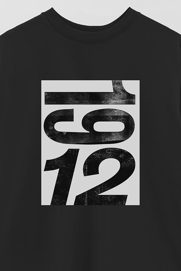 REMERA OVER ESTAMPADA MAGAZINE 60