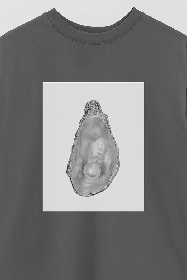 REMERA OVER ESTAMPADA MAGAZINE 57