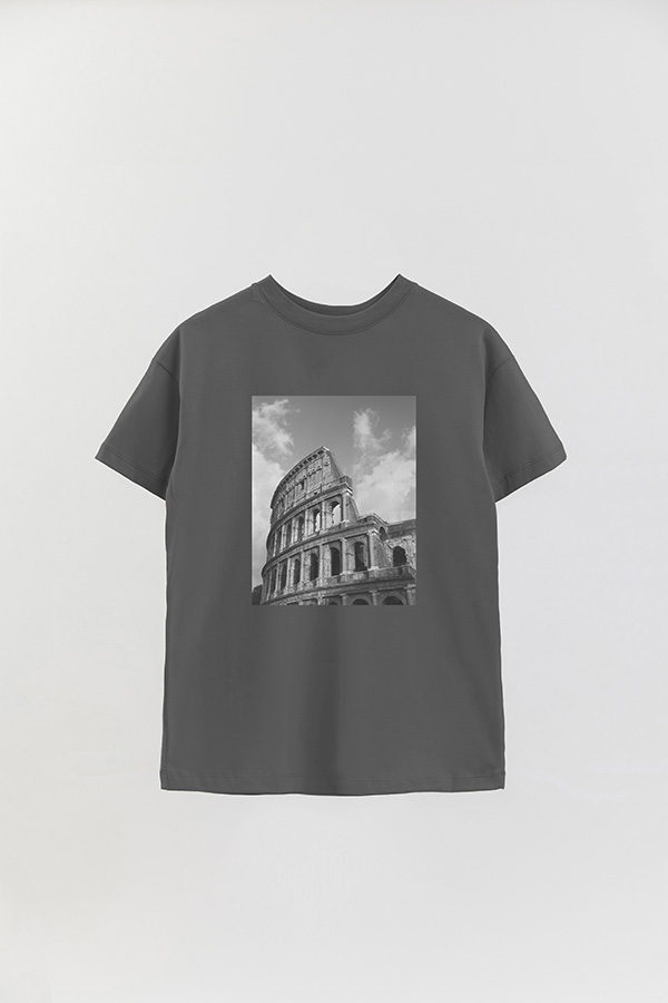 REMERA OVER ESTAMPADA MAGAZINE 53