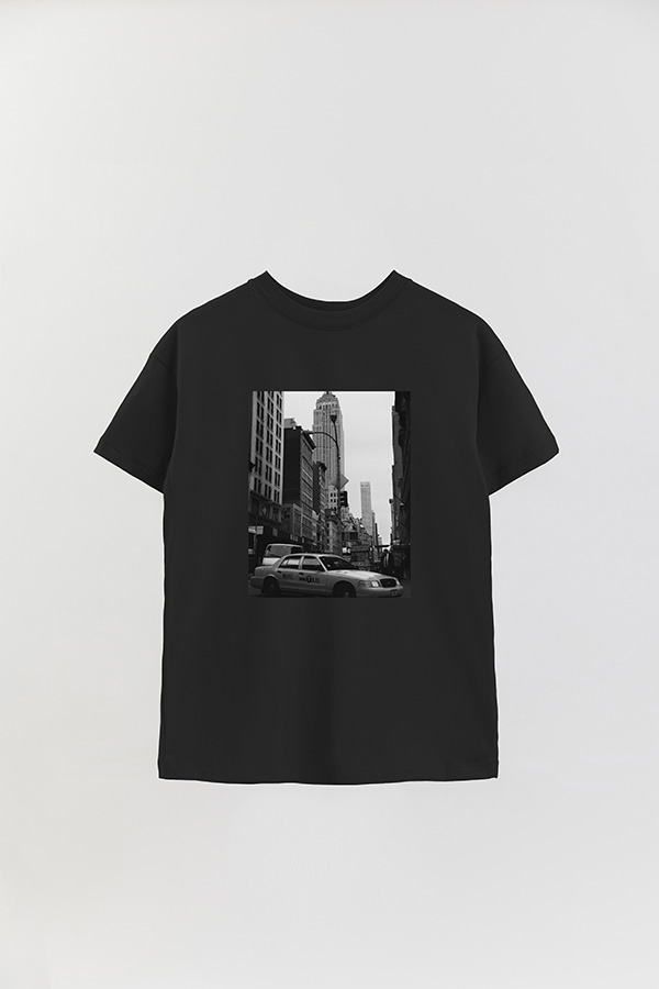 REMERA OVER ESTAMPADA MAGAZINE 51