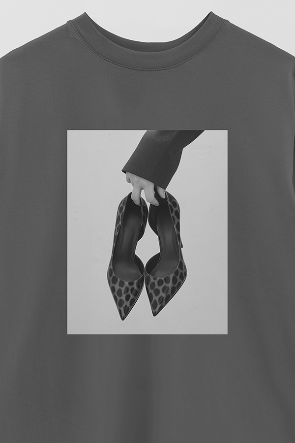 REMERA OVER ESTAMPADA MAGAZINE 49