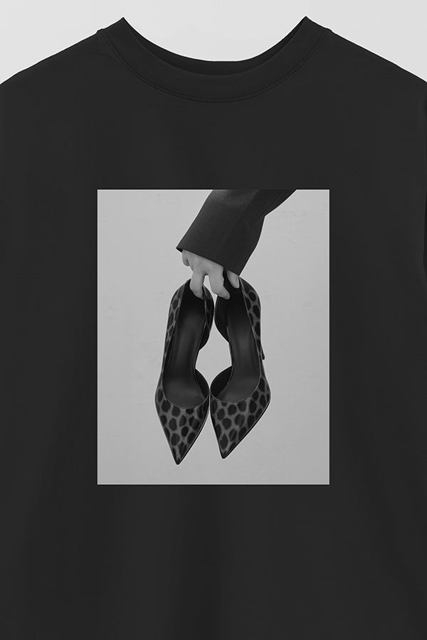REMERA OVER ESTAMPADA MAGAZINE 49