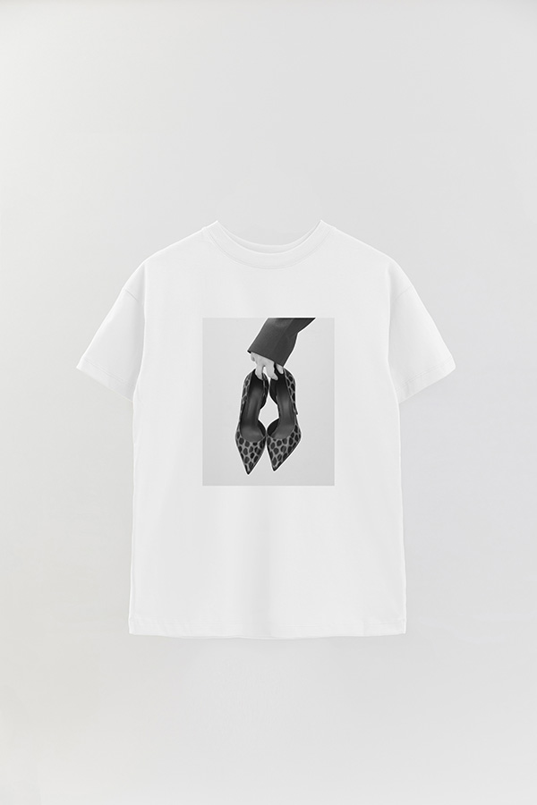 REMERA OVER ESTAMPADA MAGAZINE 49