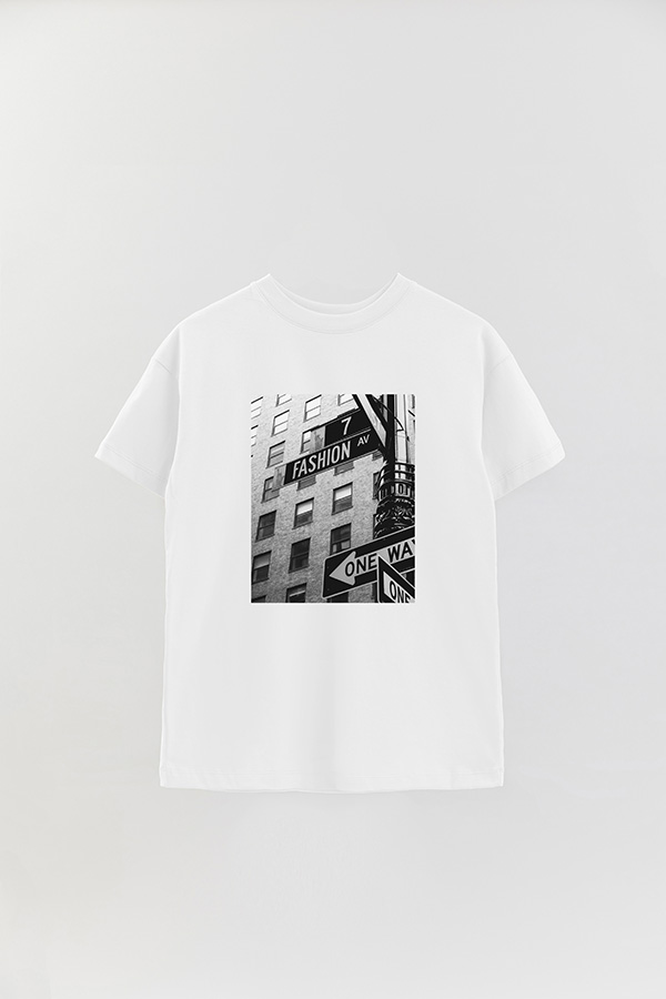 REMERA OVER ESTAMPADA MAGAZINE 47
