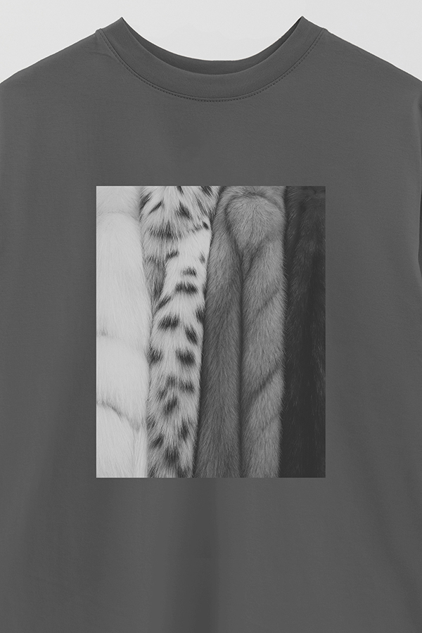 REMERA OVER ESTAMPADA MAGAZINE 43