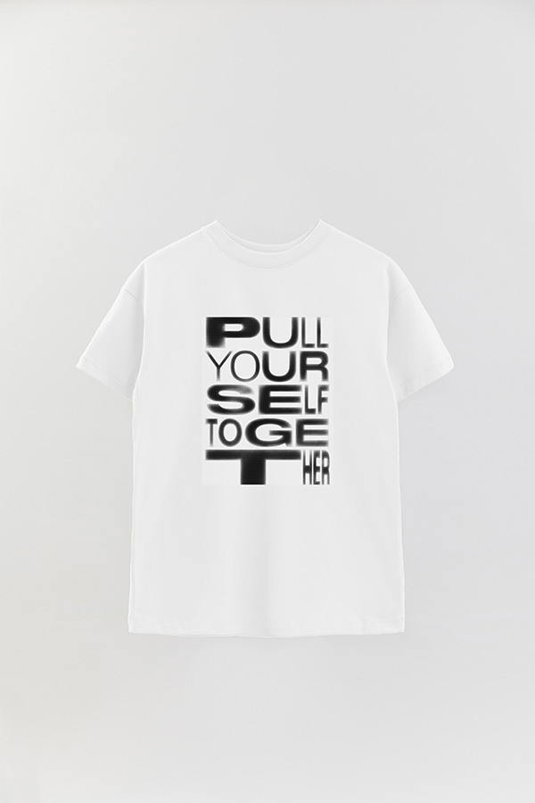 REMERA OVER ESTAMPADA MAGAZINE 42