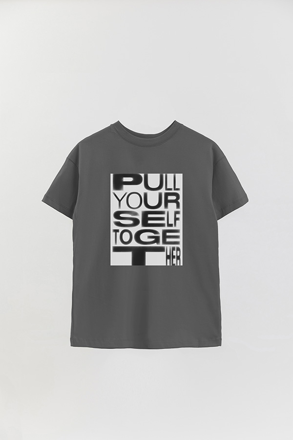 REMERA OVER ESTAMPADA MAGAZINE 42