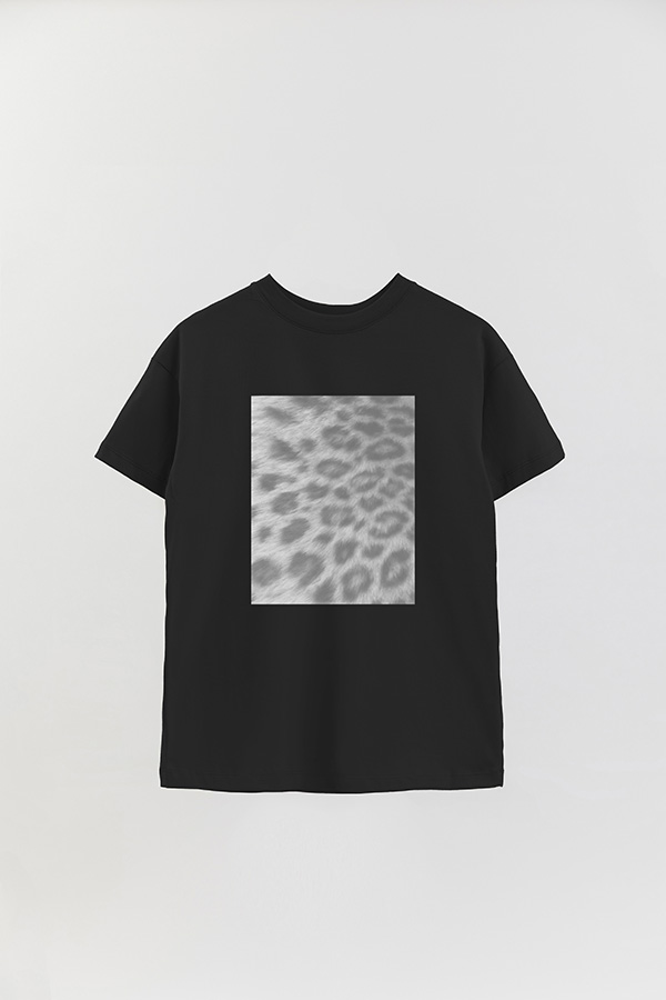REMERA OVER ESTAMPADA MAGAZINE 41