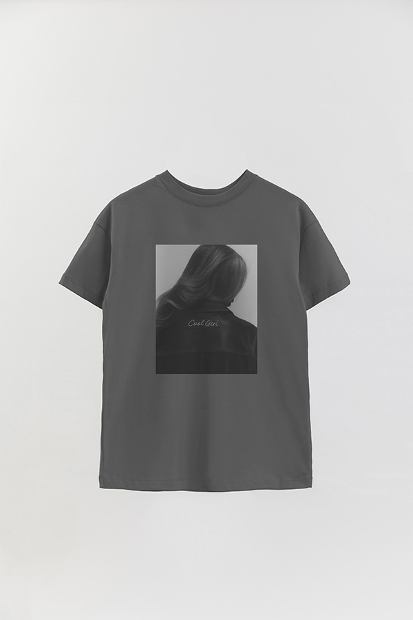 REMERA OVER ESTAMPADA MAGAZINE 38