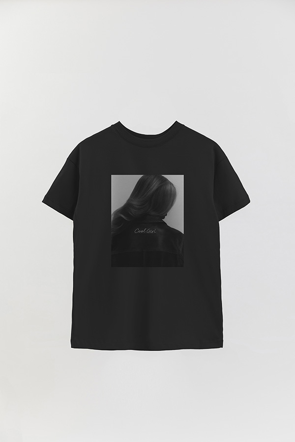 REMERA OVER ESTAMPADA MAGAZINE 38