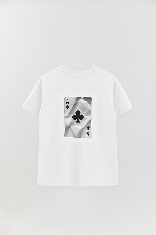 REMERA OVER ESTAMPADA MAGAZINE 32
