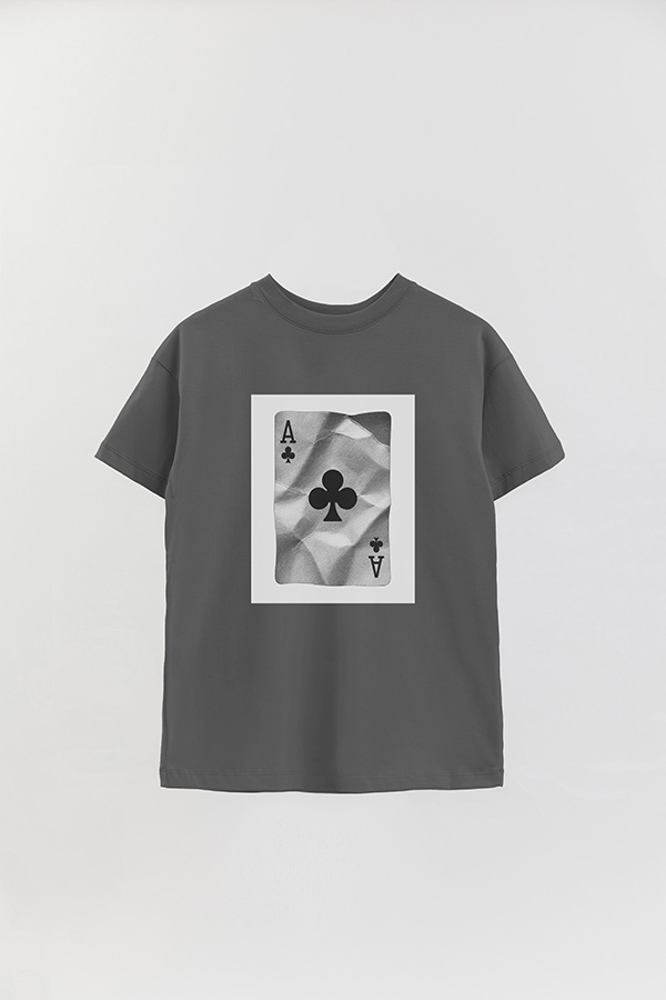 REMERA OVER ESTAMPADA MAGAZINE 32