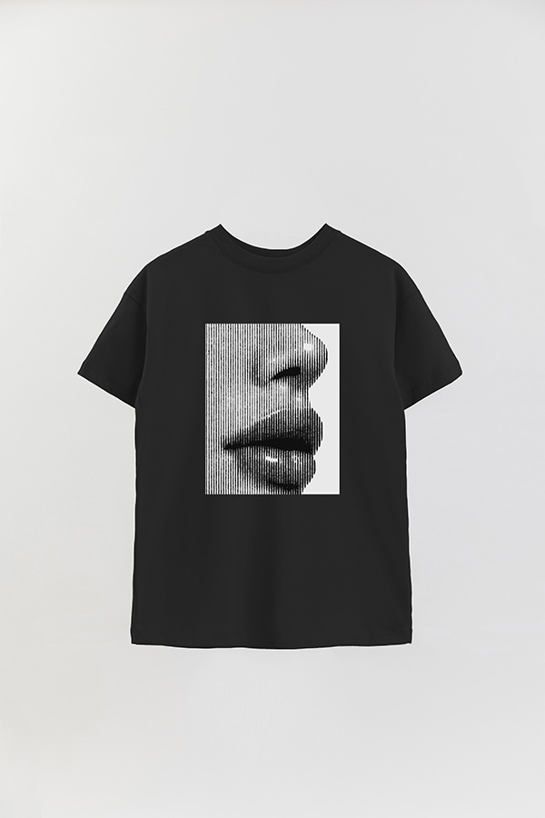 REMERA OVER ESTAMPADA MAGAZINE 26