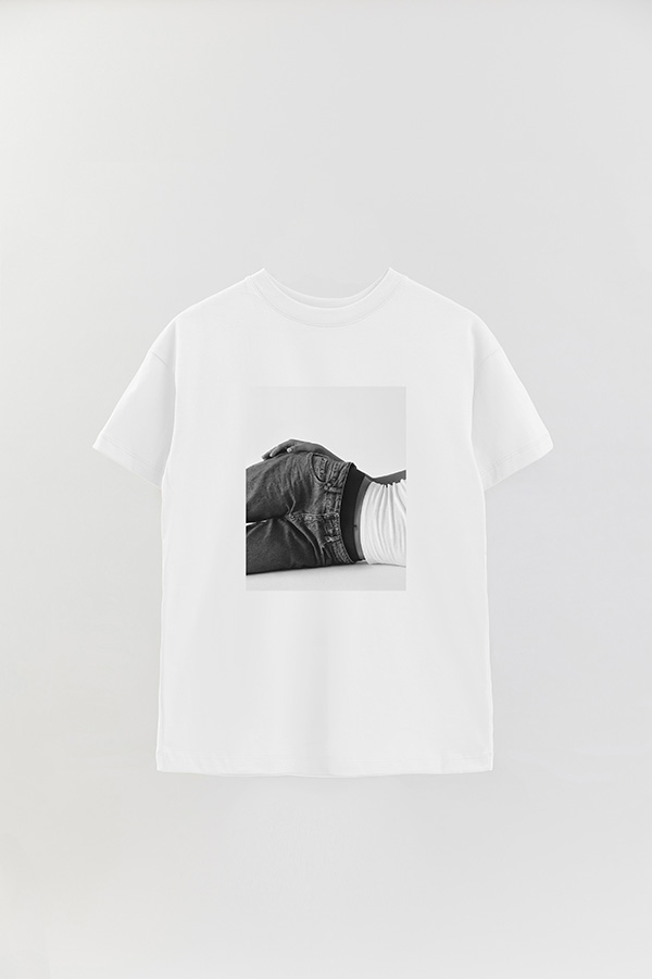 REMERA OVER ESTAMPADA MAGAZINE 24