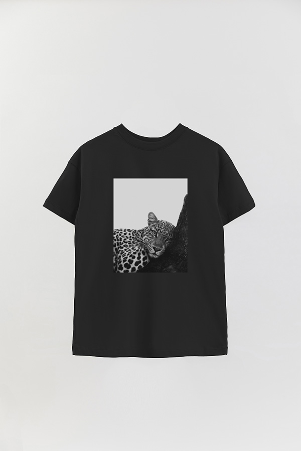 REMERA OVER ESTAMPADA MAGAZINE 22