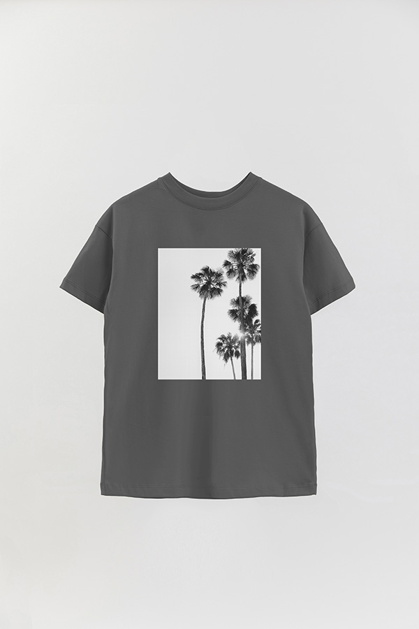 REMERA OVER ESTAMPADA MAGAZINE 15