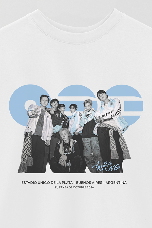 REMERA OVER ESTAMPADA BTS ARGENTINA