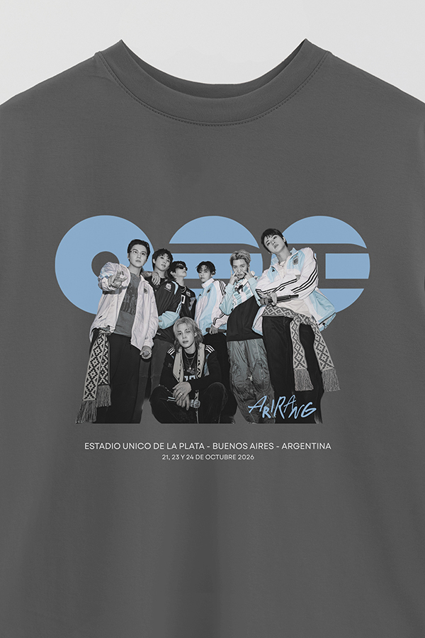 REMERA OVER ESTAMPADA BTS LA PLATA