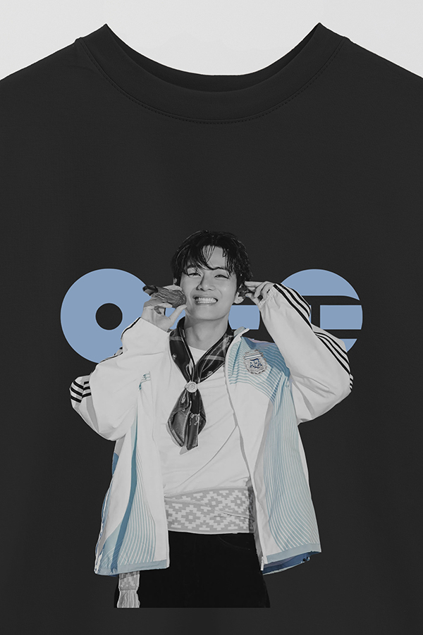 REMERA OVER ESTAMPADA BTS ARGENTINA V