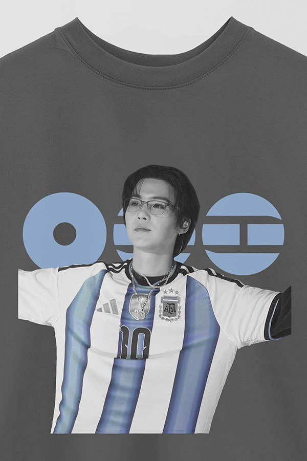 REMERA OVER ESTAMPADA BTS ARGENTINA SUGA