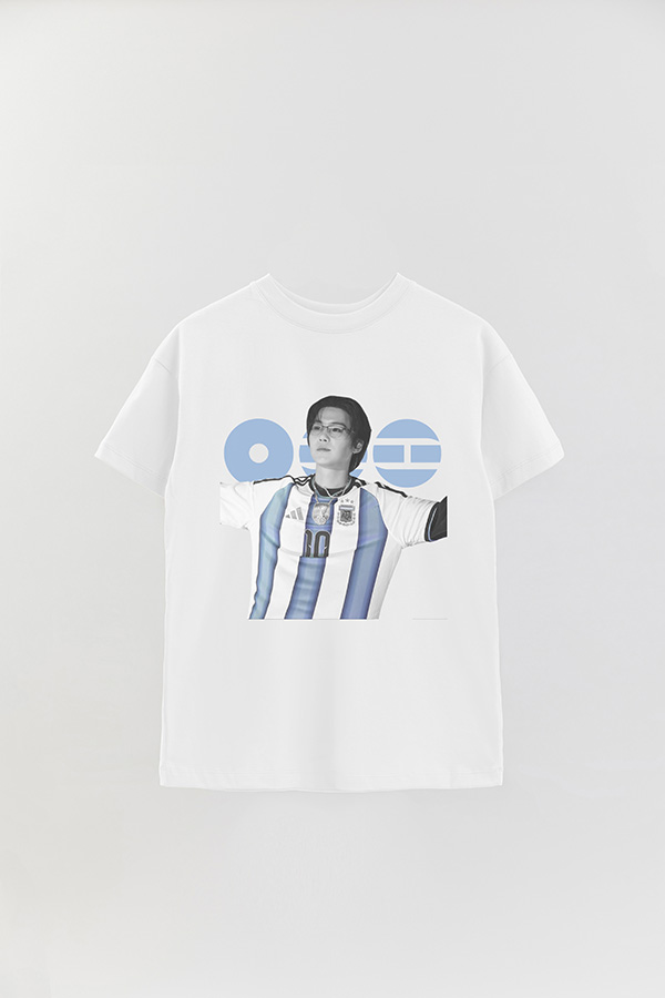 REMERA OVER ESTAMPADA BTS ARGENTINA SUGA