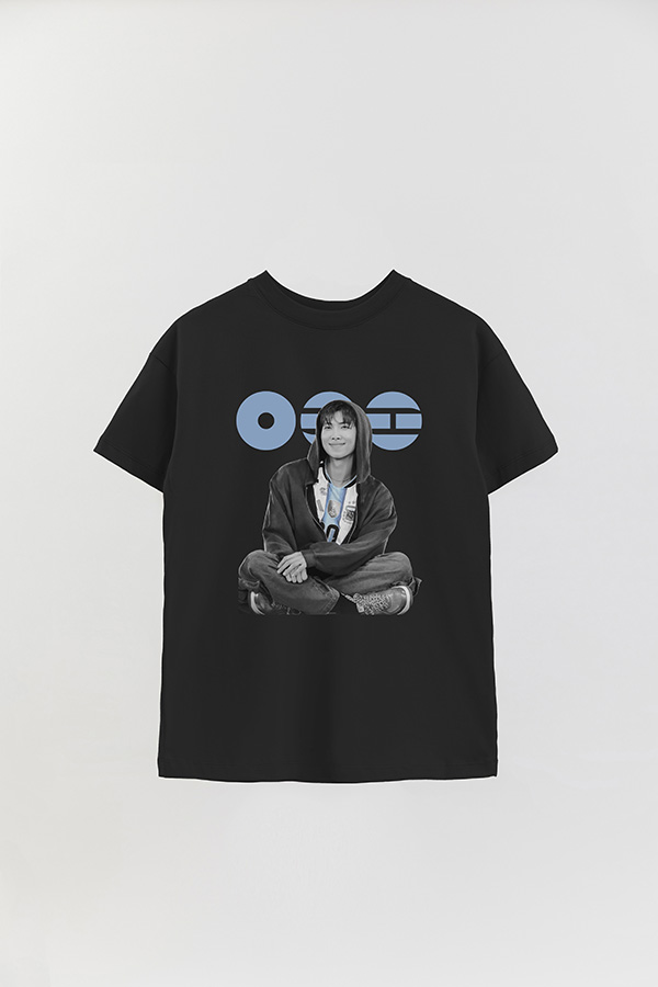 REMERA OVER ESTAMPADA BTS ARGENTINA RM