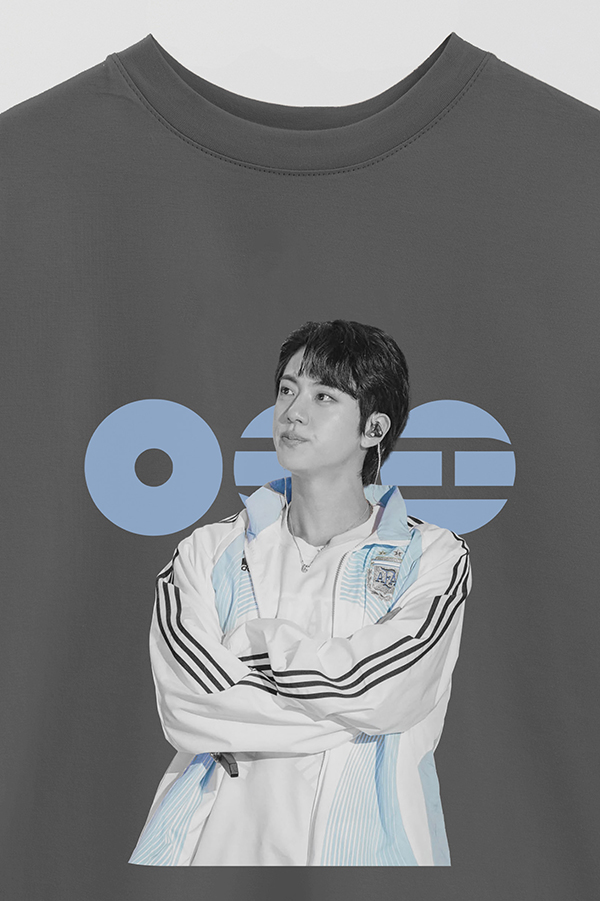 REMERA OVER ESTAMPADA BTS ARGENTINA JIN