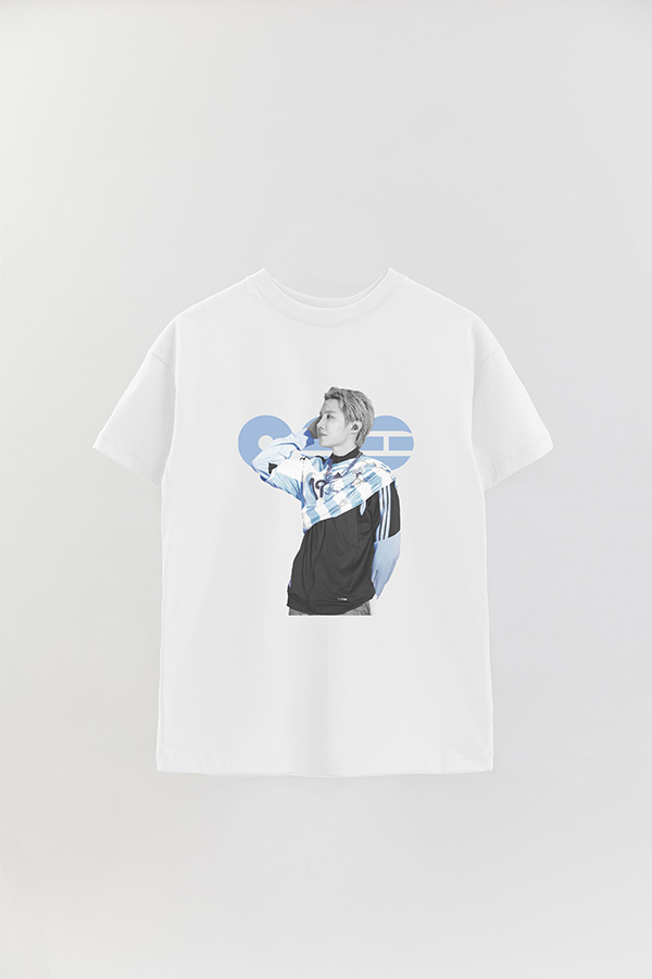 REMERA OVER ESTAMPADA BTS ARGENTINA JHOPE
